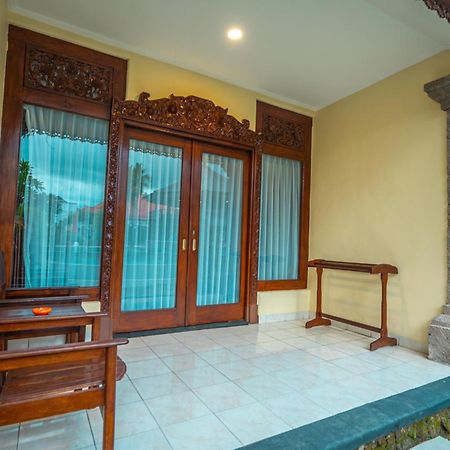 The Central Lovina Hotel & Restaurant Bagian luar foto