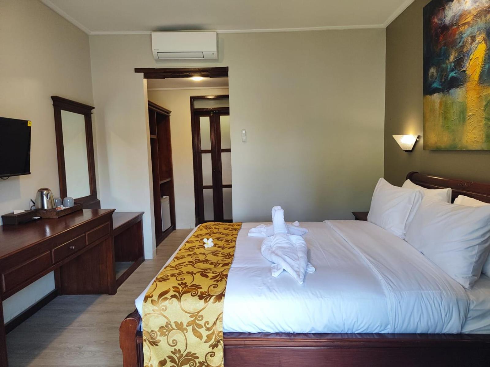 The Central Lovina Hotel & Restaurant Bagian luar foto