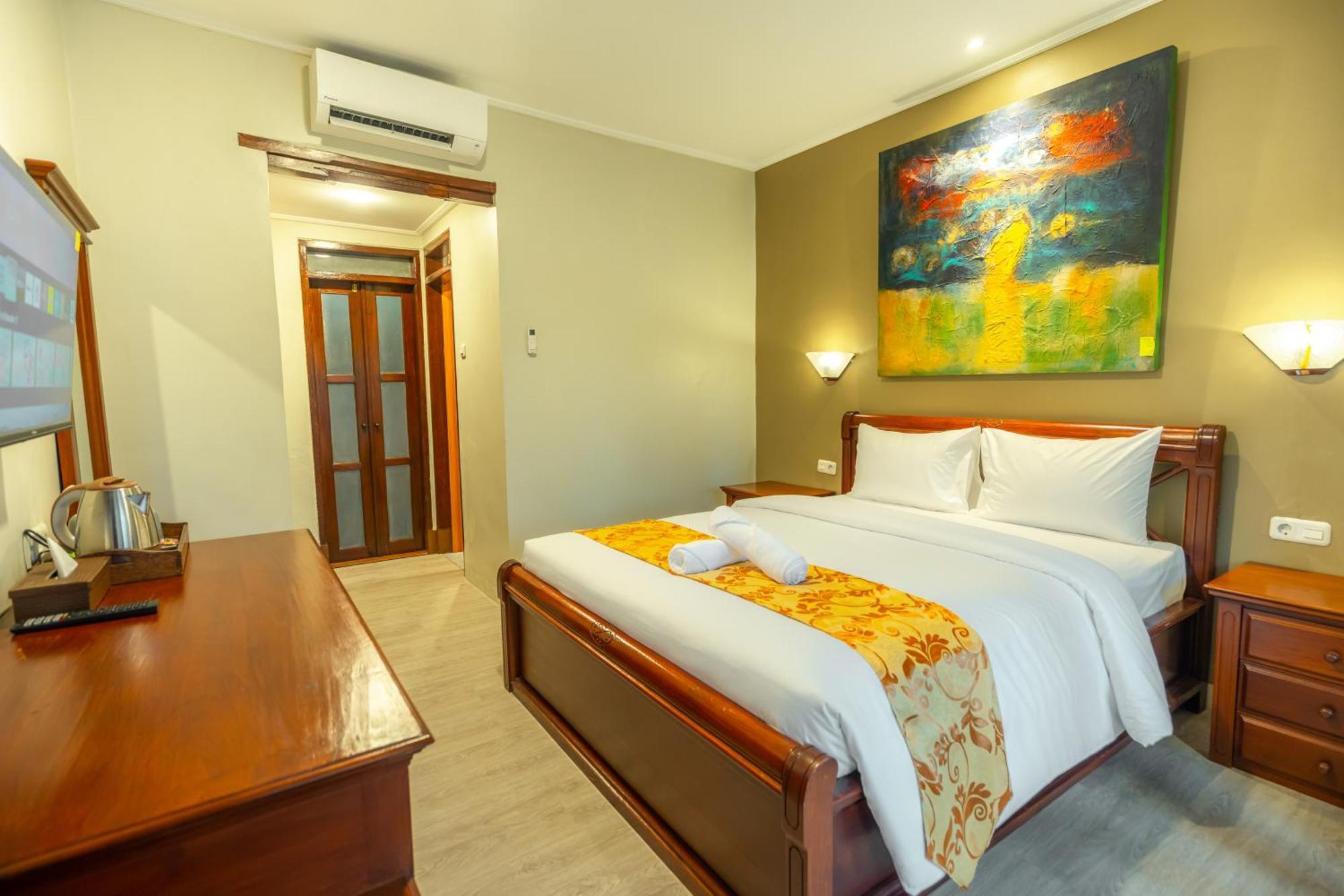 The Central Lovina Hotel & Restaurant Bagian luar foto
