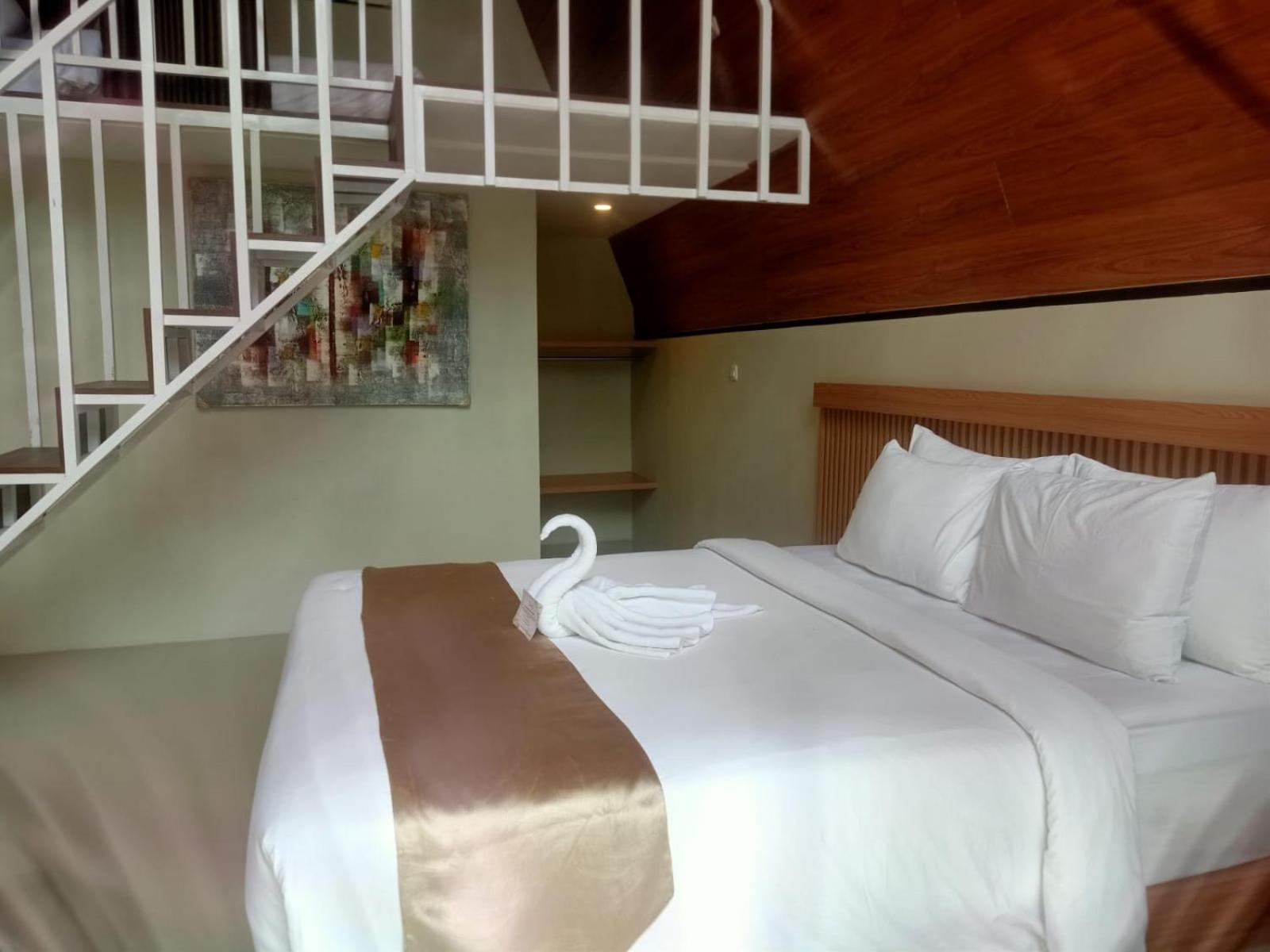 The Central Lovina Hotel & Restaurant Bagian luar foto