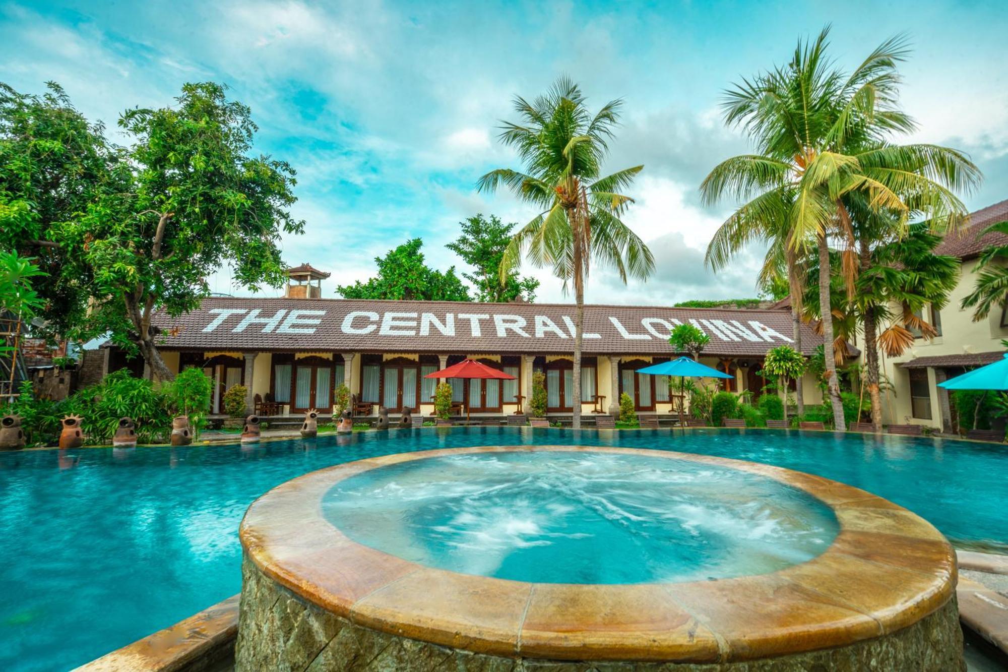 The Central Lovina Hotel & Restaurant Bagian luar foto